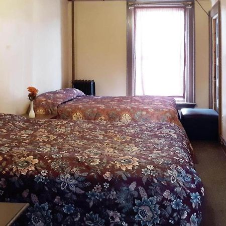 Oyo Hotel Bradford Main St Pa Экстерьер фото