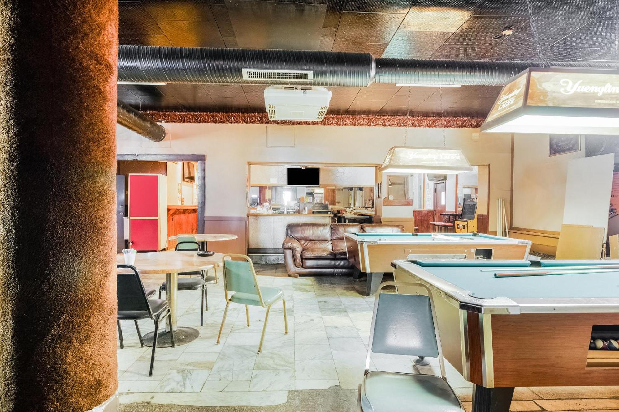 Oyo Hotel Bradford Main St Pa Экстерьер фото