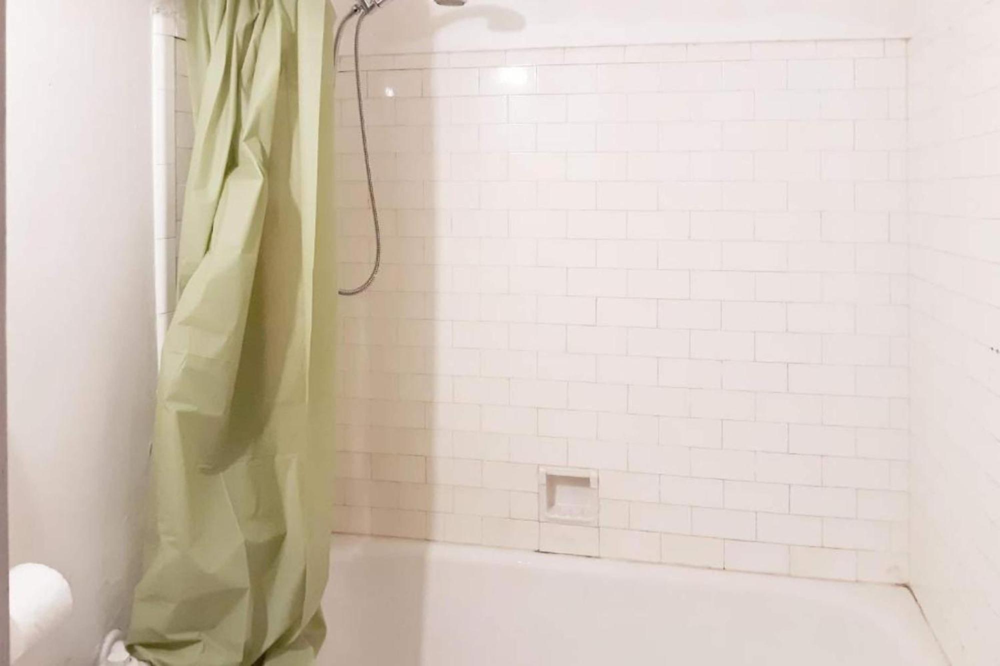 Oyo Hotel Bradford Main St Pa Экстерьер фото