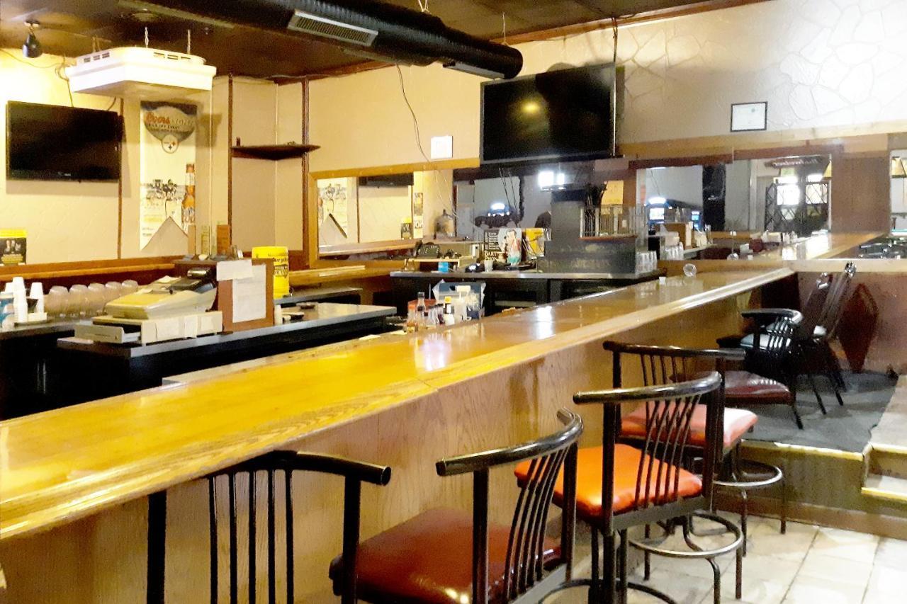 Oyo Hotel Bradford Main St Pa Экстерьер фото