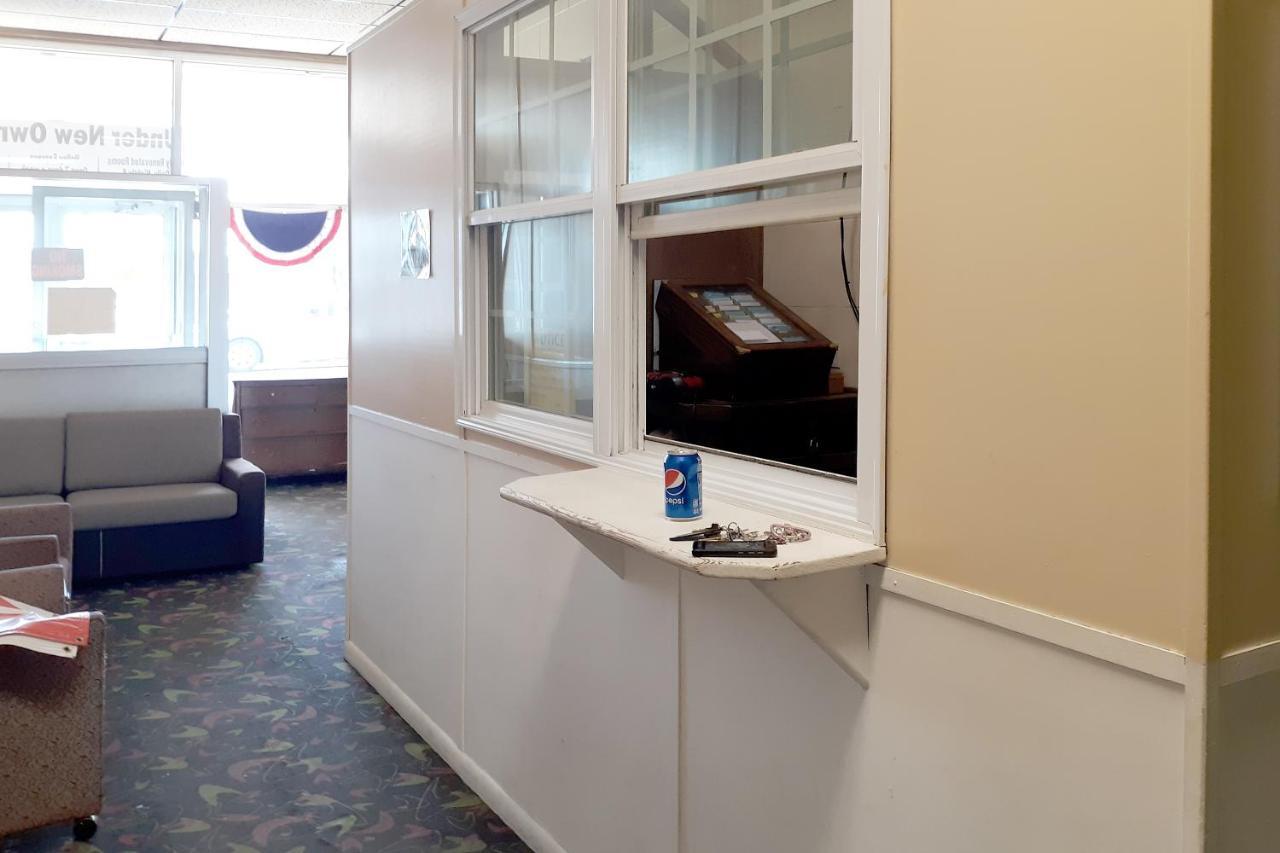Oyo Hotel Bradford Main St Pa Экстерьер фото